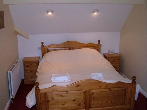 Hotel The Wheatsheaf Pub 11