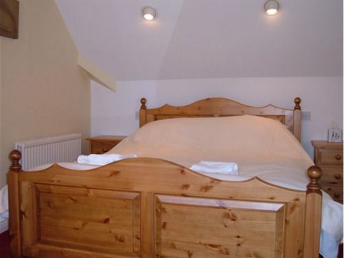 Hotel The Wheatsheaf Pub 2