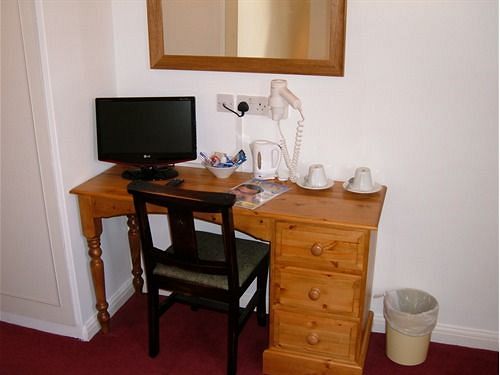 Hotel The Wheatsheaf Pub 4