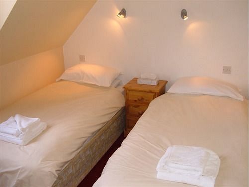 Hotel The Wheatsheaf Pub 9