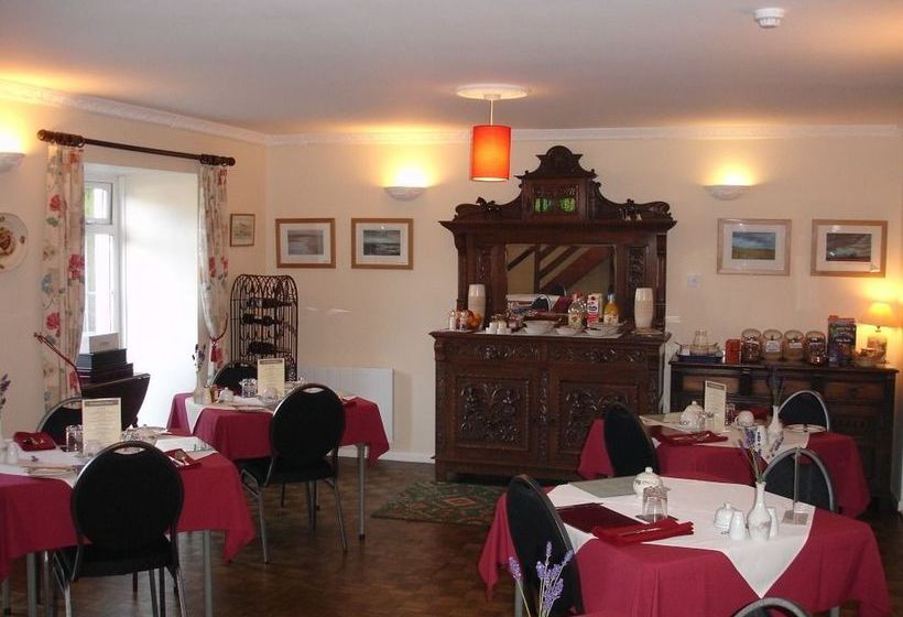 Hotel Leworthy Farmhouse