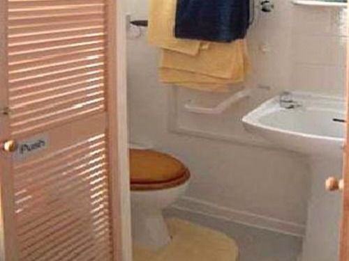 Pension Dewolf Guest House 1