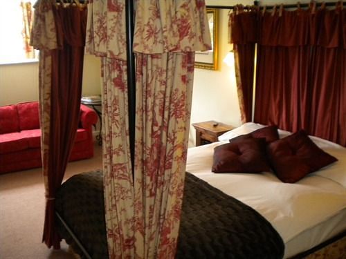 Hotel The Mill Arms 16