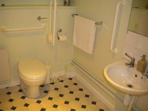 Hotel The Mill Arms 2