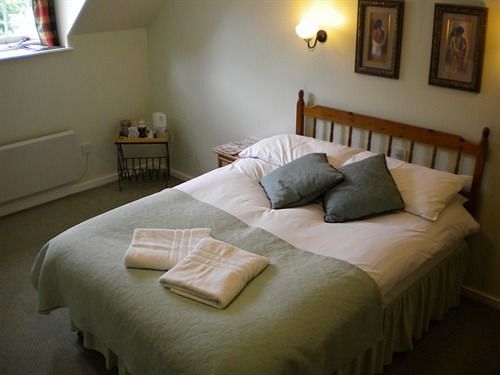 Hotel The Mill Arms 3