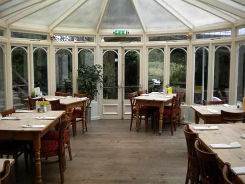 Hotel The Mill Arms 7