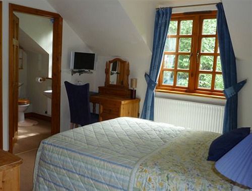 Bed and Breakfast Chycara House