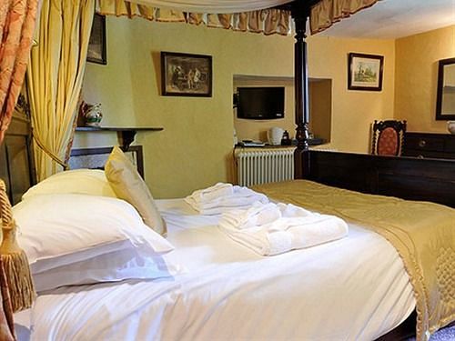 Hotel The Falkland Arms