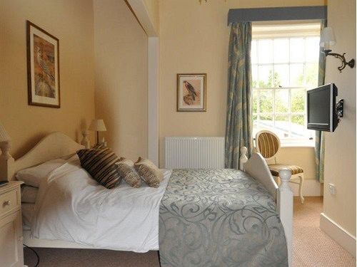 Hotel George & Falcon 11