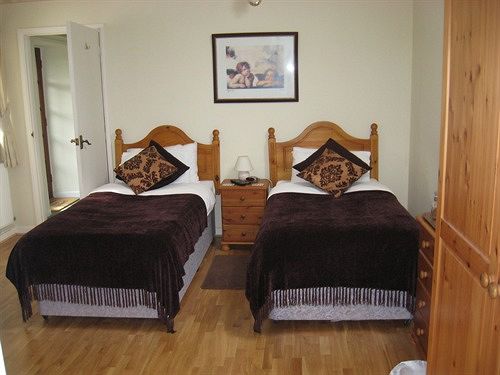 Pension Cannards Grave Farmhouse