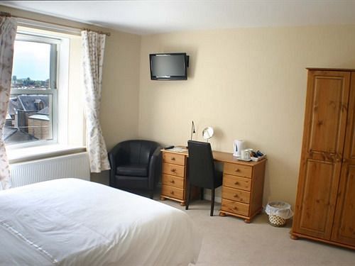 Pension Brougham House - B&b 5