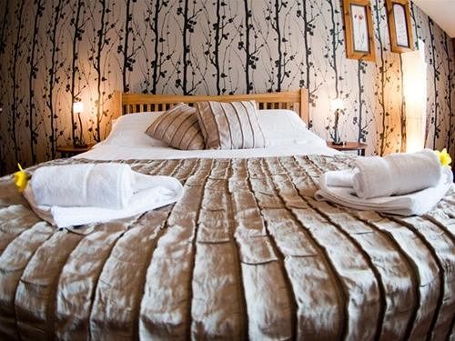 Hotel The Crooked Inn 2