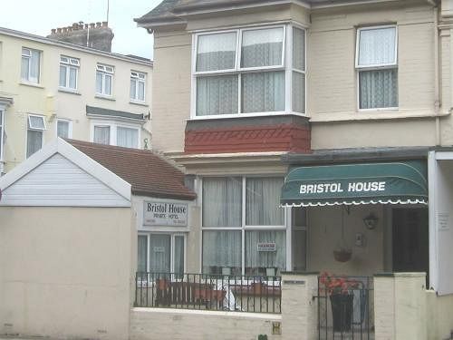 Pension Bristol House - Guest House