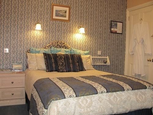 Pension Penrose B&b 18