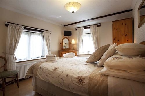 Little Grey Cottage B&b 8