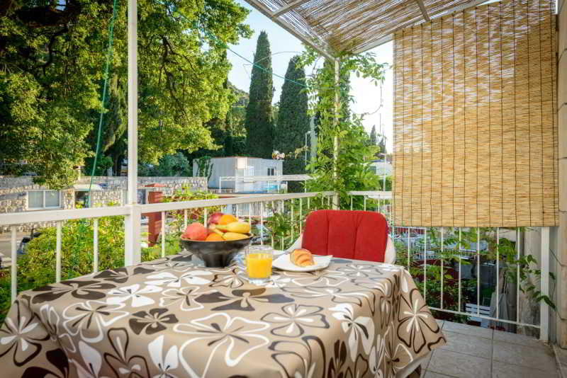 Hotel Apartmani Villa Tolja