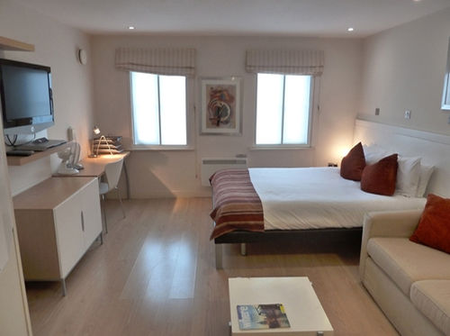 Berkeley Park By Bridgestreet 16