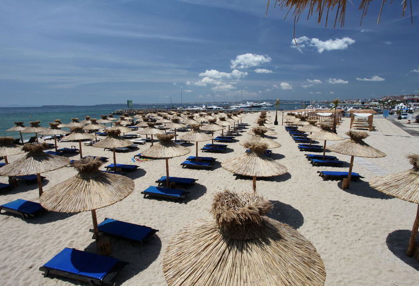 Arena - Dinevi Resort