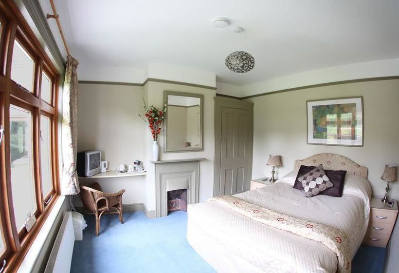 Homelea Bed And Breakfast 9