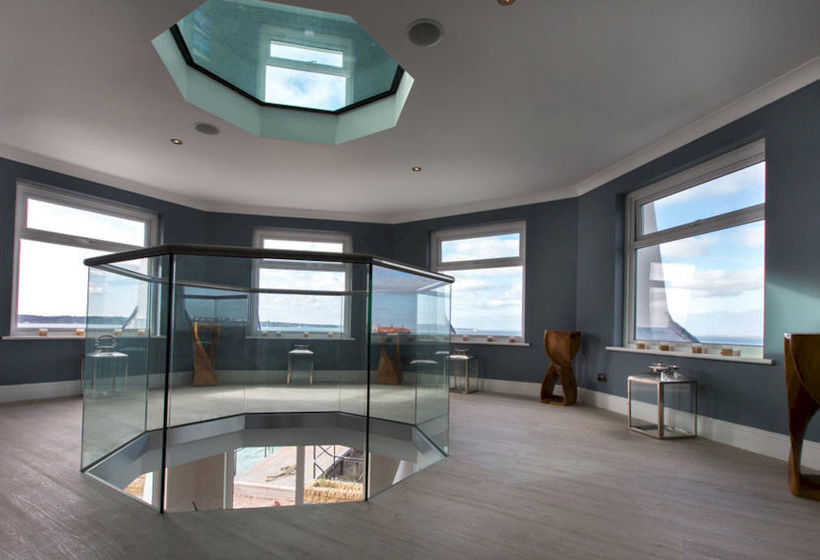 Hotel No Man's Fort 17