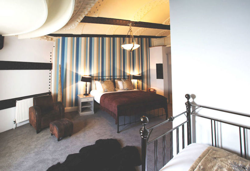 Hotel No Man's Fort 6