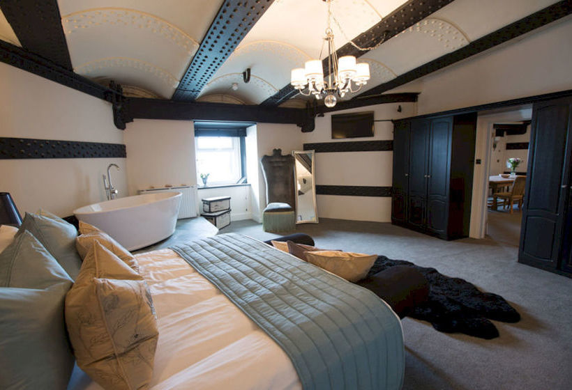 Hotel No Man's Fort 8