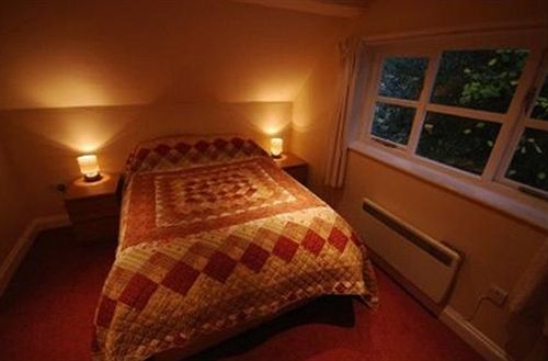 Hotel The Hatchet Inn 3