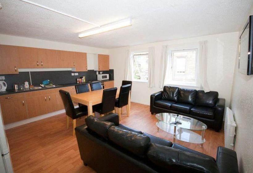 Hostel Meadow Court  Edinburgh Student Rentals