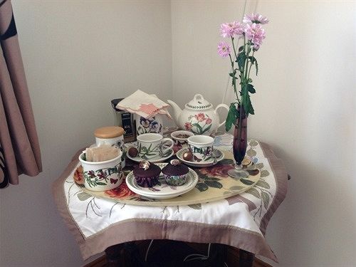 Pension (Hôtel basse catégorie) Swallows Rest 11