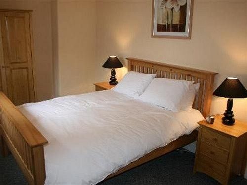 Mjb Langham Hall Apartments 2