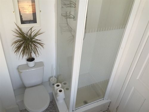 Bed and Breakfast Smarties Surf Lodge 1