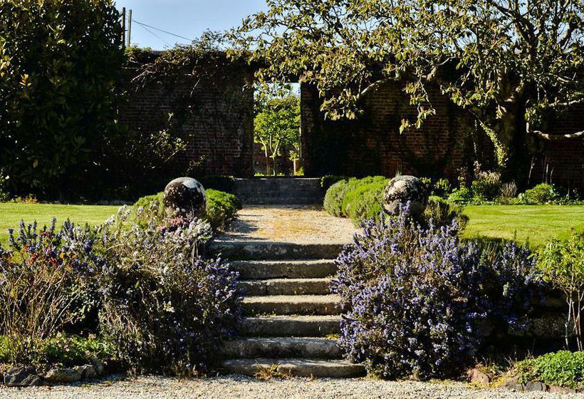 Bed and Breakfast Trereife House 3