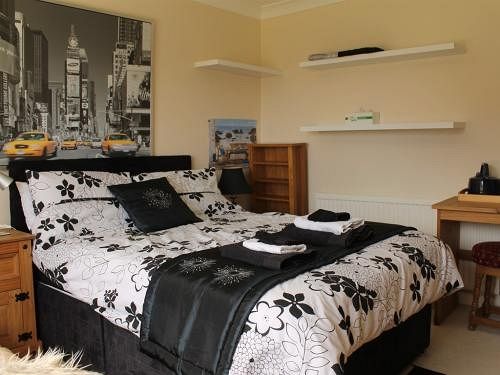 Alkham Valley View Bed & Breakfast 15