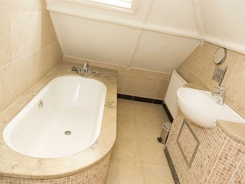 Hotel High Corner Inn 18