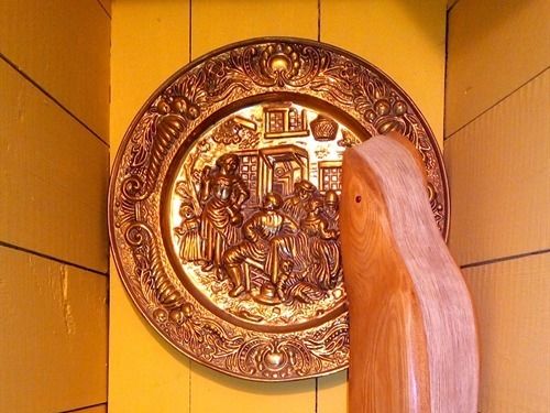 The Bench Mark B&b 8