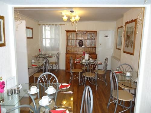 Pension (Hôtel basse catégorie) Carnson House