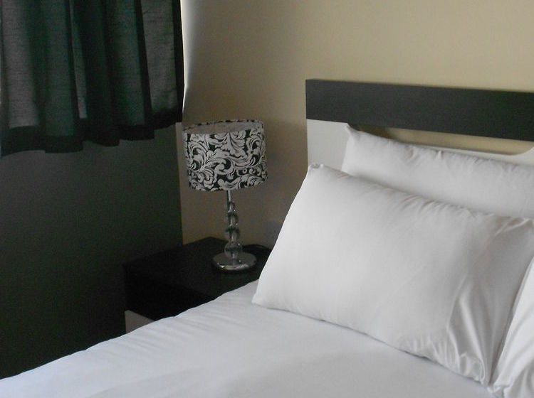 Max Serviced Apartments Parallel House 11