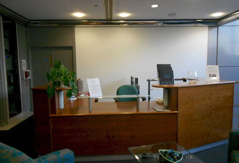 Max Serviced Apartments Parallel House 2