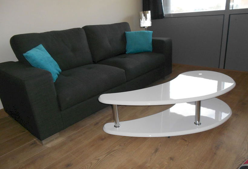 Max Serviced Apartments Parallel House 3