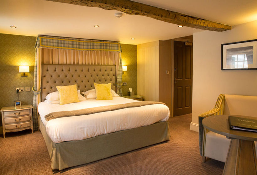 Hotel Queens Head Inn & Restaurant