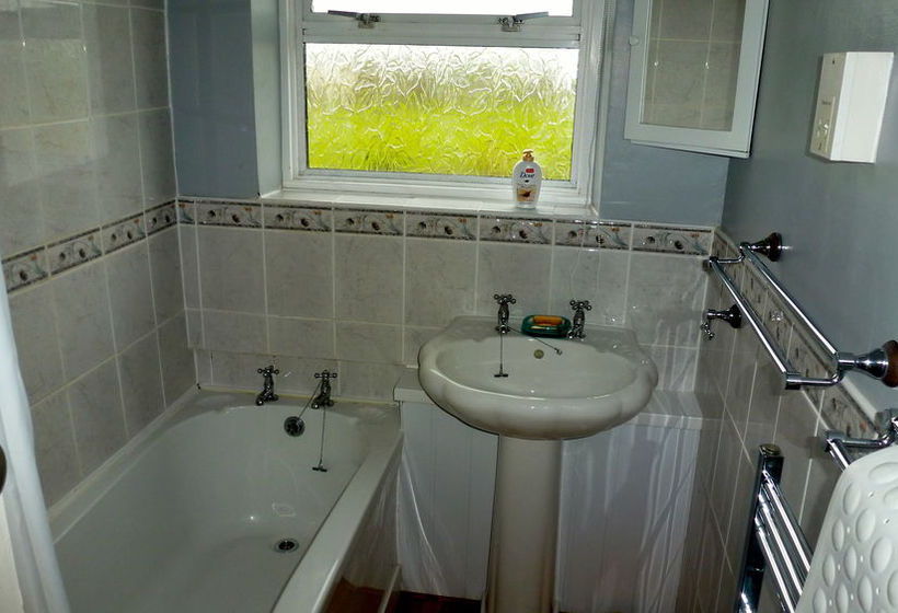 Grassmead Grasscroft 1