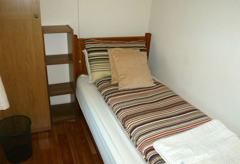 Grassmead Grasscroft 10