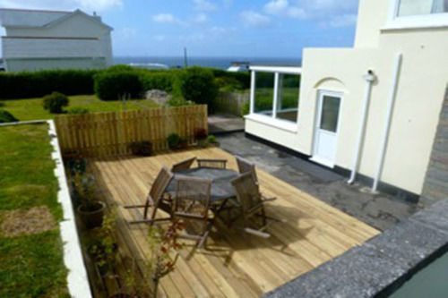 Grassmead Grasscroft 16