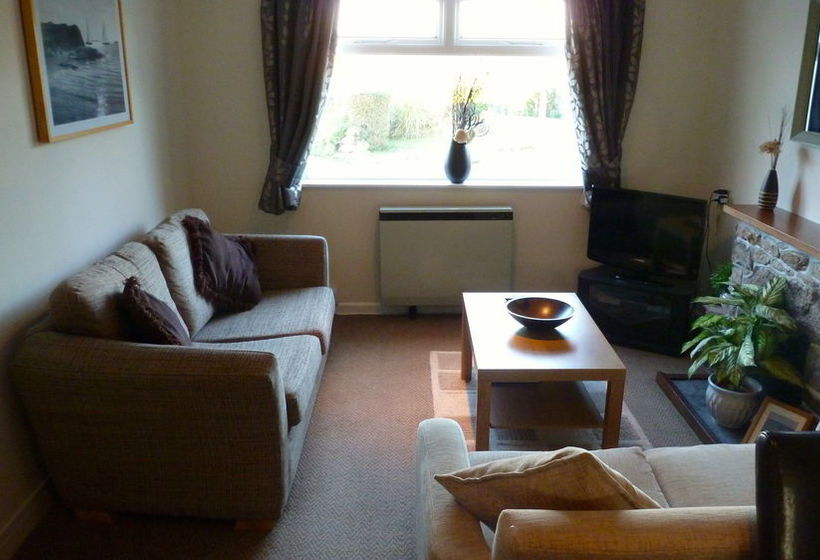 Grassmead Grasscroft 5