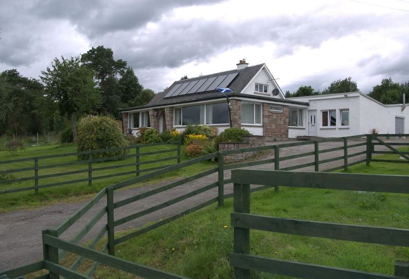 Bed and Breakfast Ornum House 17