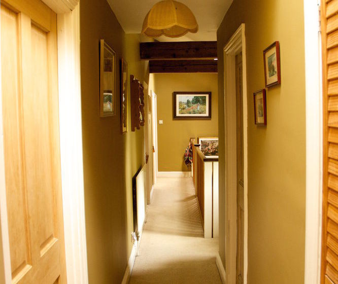 Silverstone Bed And Breakfast 16