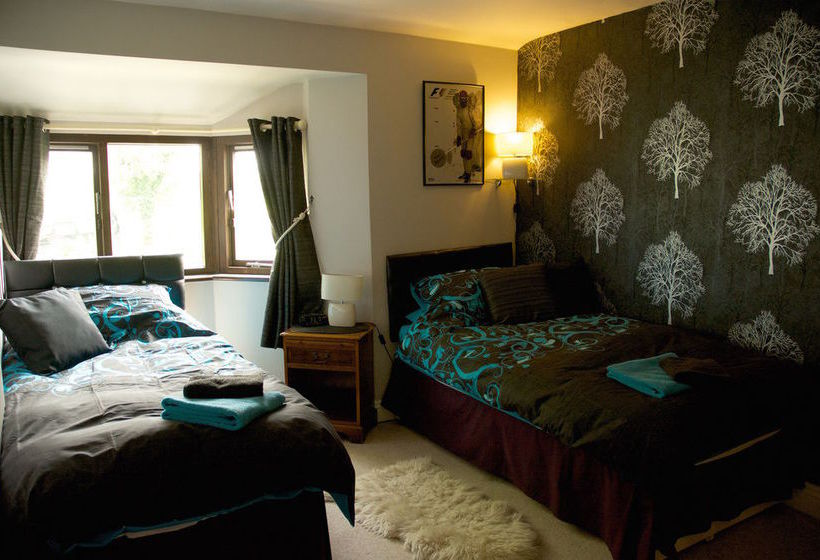 Silverstone Bed And Breakfast 6