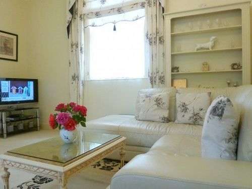 Hesketh Crescent Apartment 13