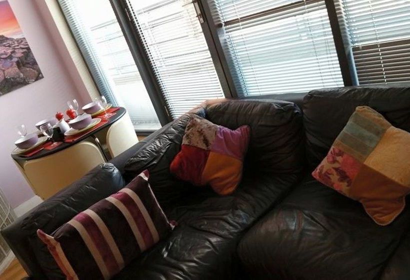 Belfast Luxury Apartment 10