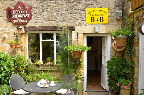 Bed and Breakfast Cotswold Garden Tea Rooms